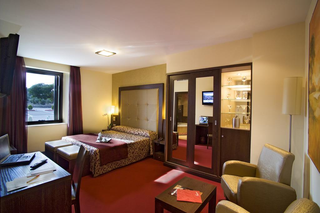 Hotel Juleca Las Infantas 외부 사진